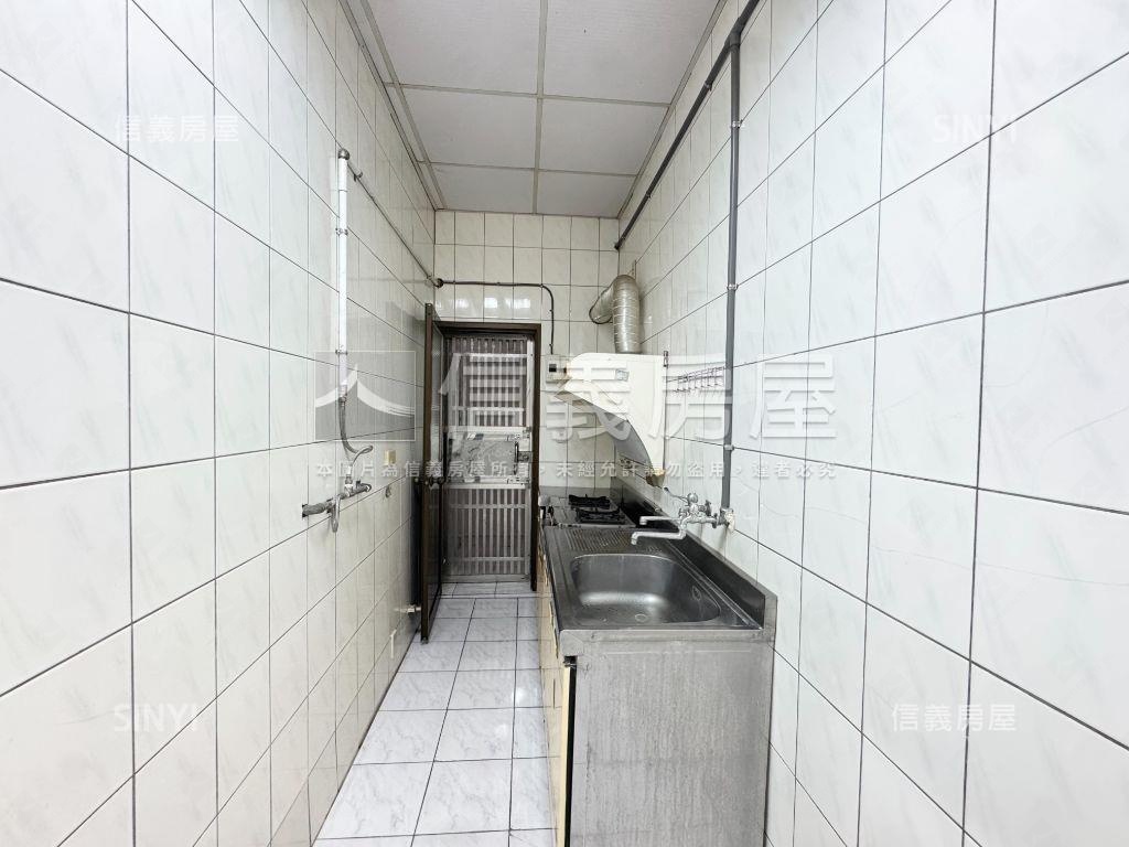 ✩專任近田中車站美透天✩房屋室內格局與周邊環境