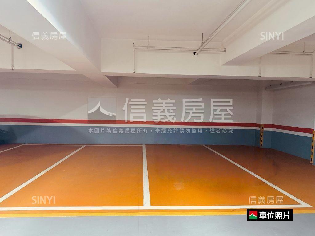 近巨城雙車位質感景觀戶房屋室內格局與周邊環境