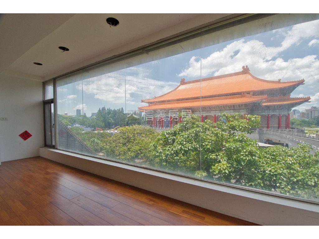 兩廳院景觀戶●中正附小房屋室內格局與周邊環境