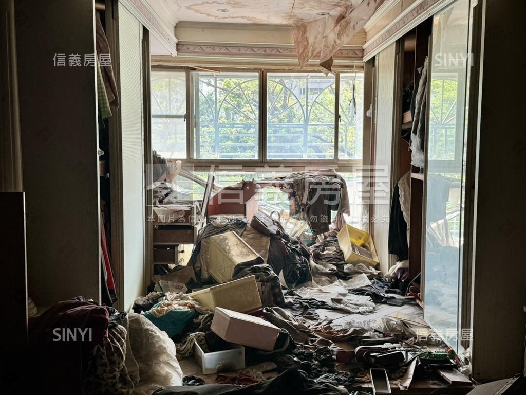 近輕軌面公園綠景一層一戶房屋室內格局與周邊環境