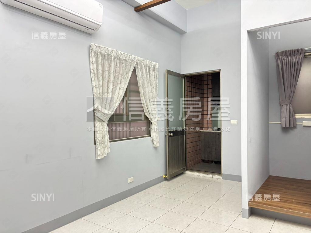 ★近洲際免整理三房車位★房屋室內格局與周邊環境