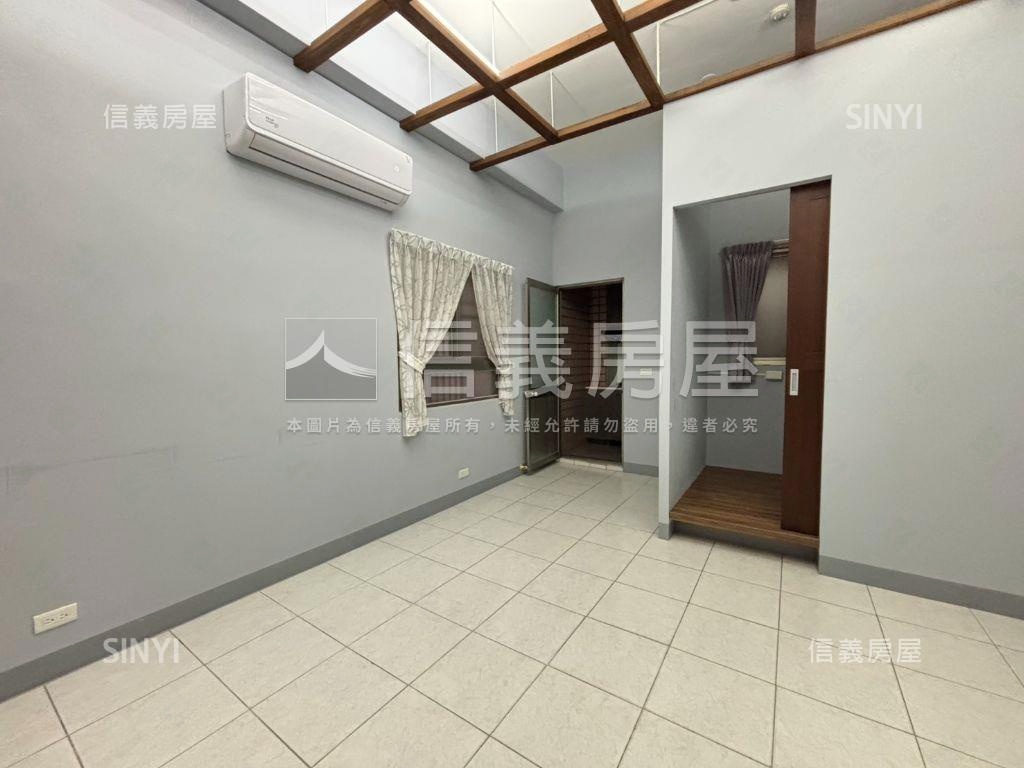 ★近洲際免整理三房車位★房屋室內格局與周邊環境