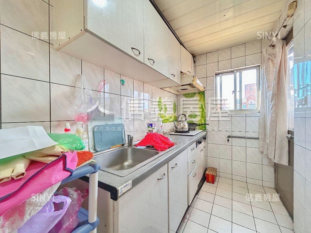 台北樂高大空間帶車位房屋室內格局與周邊環境