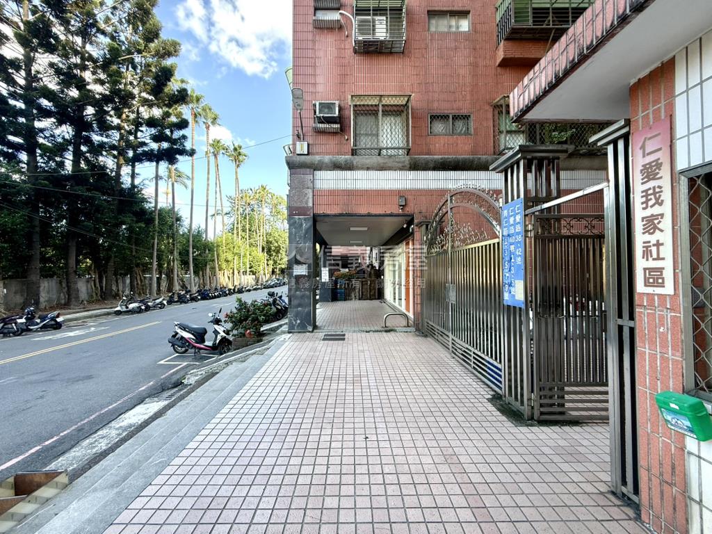 土城低總美妝方正機能三房房屋室內格局與周邊環境