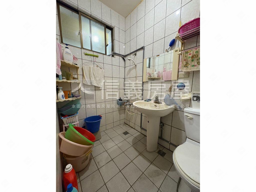 落雨松湖畔低總價２樓美寓房屋室內格局與周邊環境