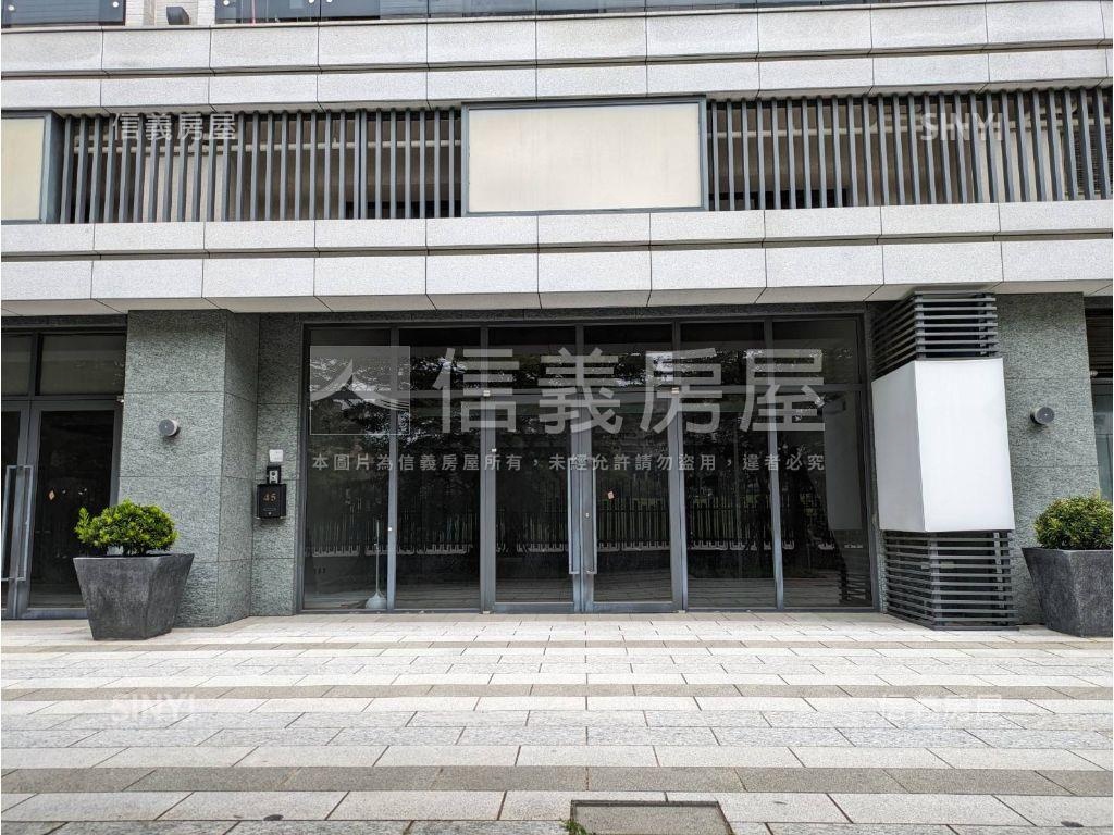 近康橋寶台雙子星店面房屋室內格局與周邊環境