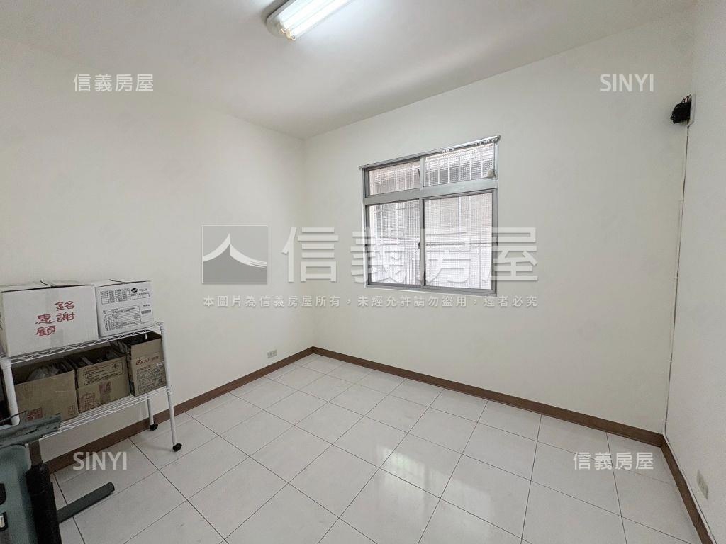 近東寧商圈屋況佳一樓寓房屋室內格局與周邊環境