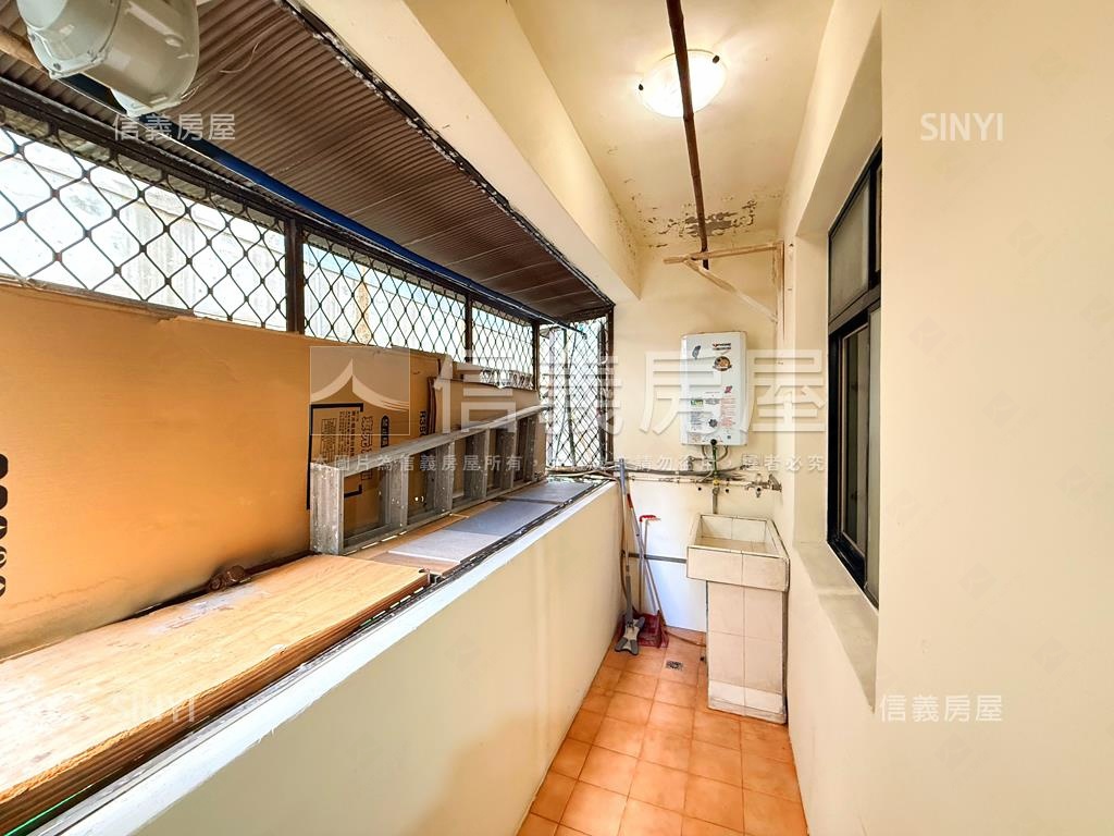 龍泉街我的門牌是三樓房屋室內格局與周邊環境