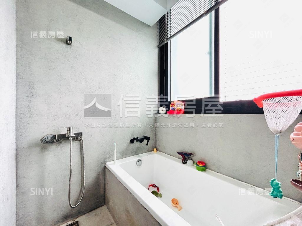 高樓二房附車位日光天際宅房屋室內格局與周邊環境