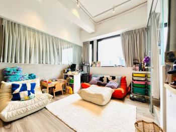 高樓二房附車位日光天際宅