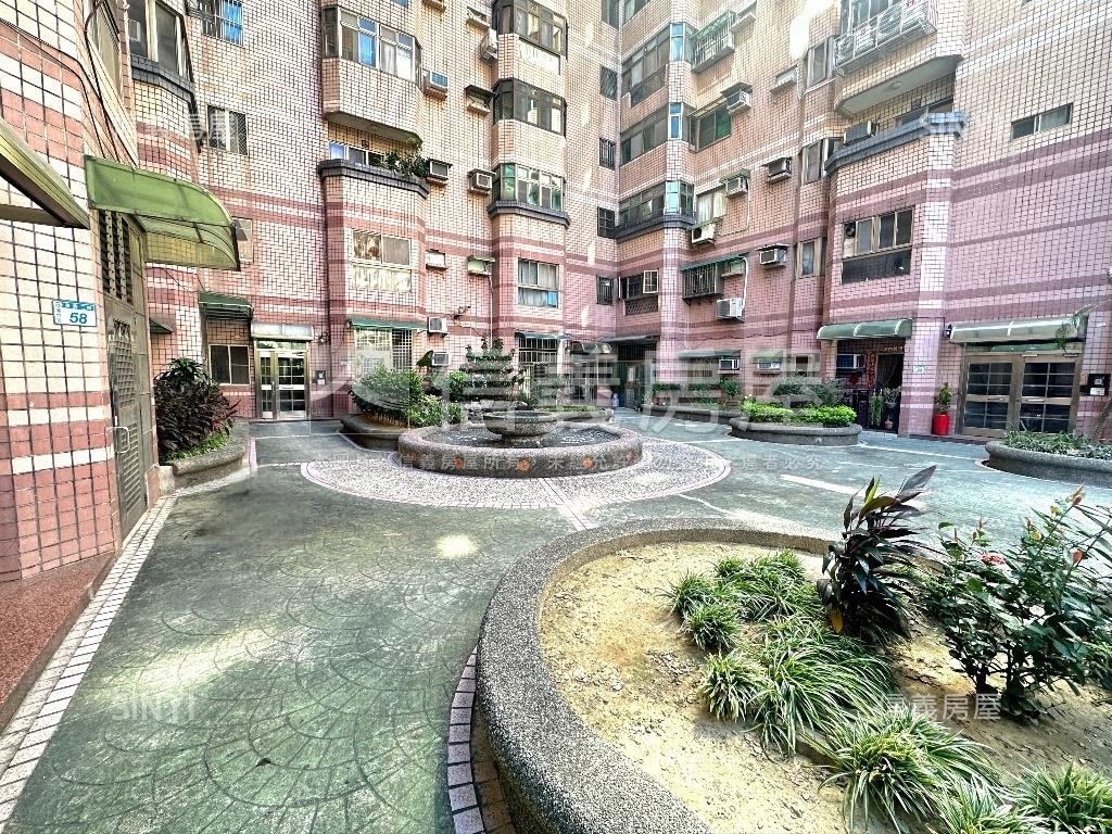明星冠倫花園一樓房屋室內格局與周邊環境