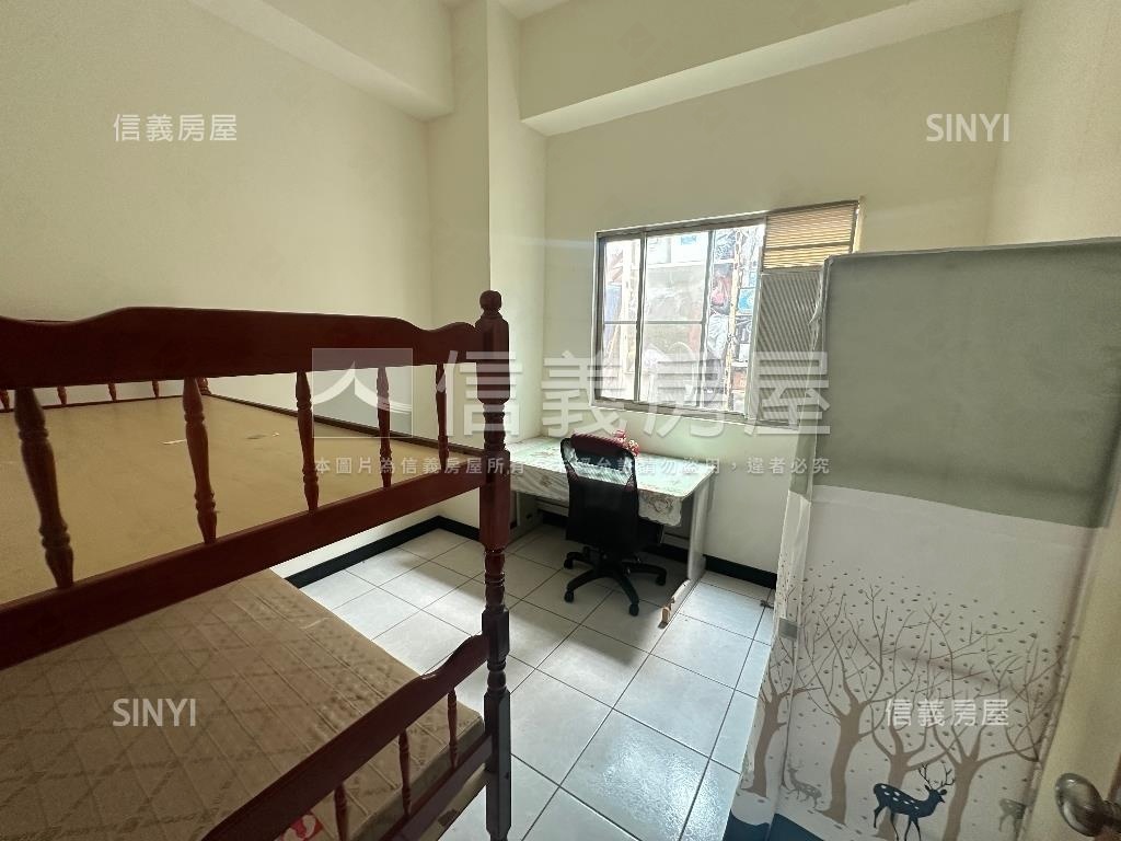 明星冠倫花園一樓房屋室內格局與周邊環境