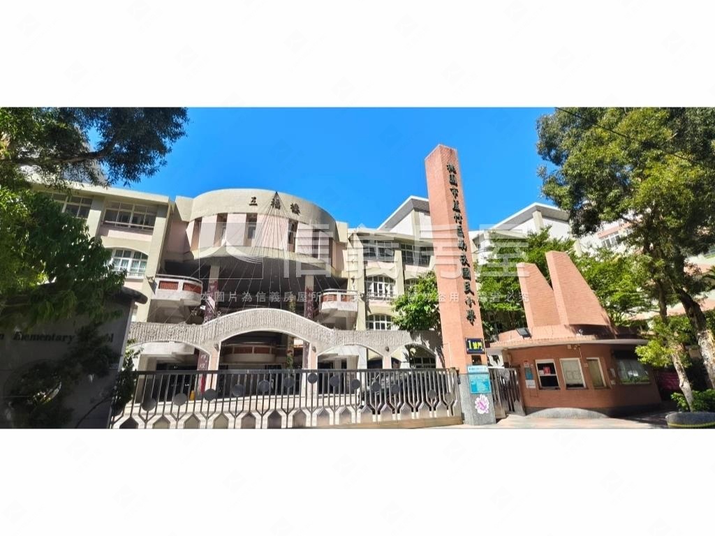 明星冠倫花園一樓房屋室內格局與周邊環境