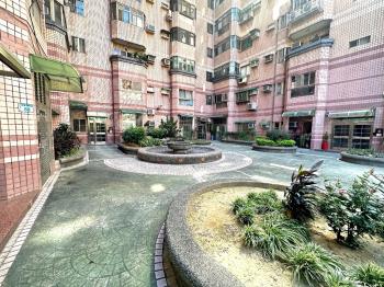 明星冠倫花園一樓