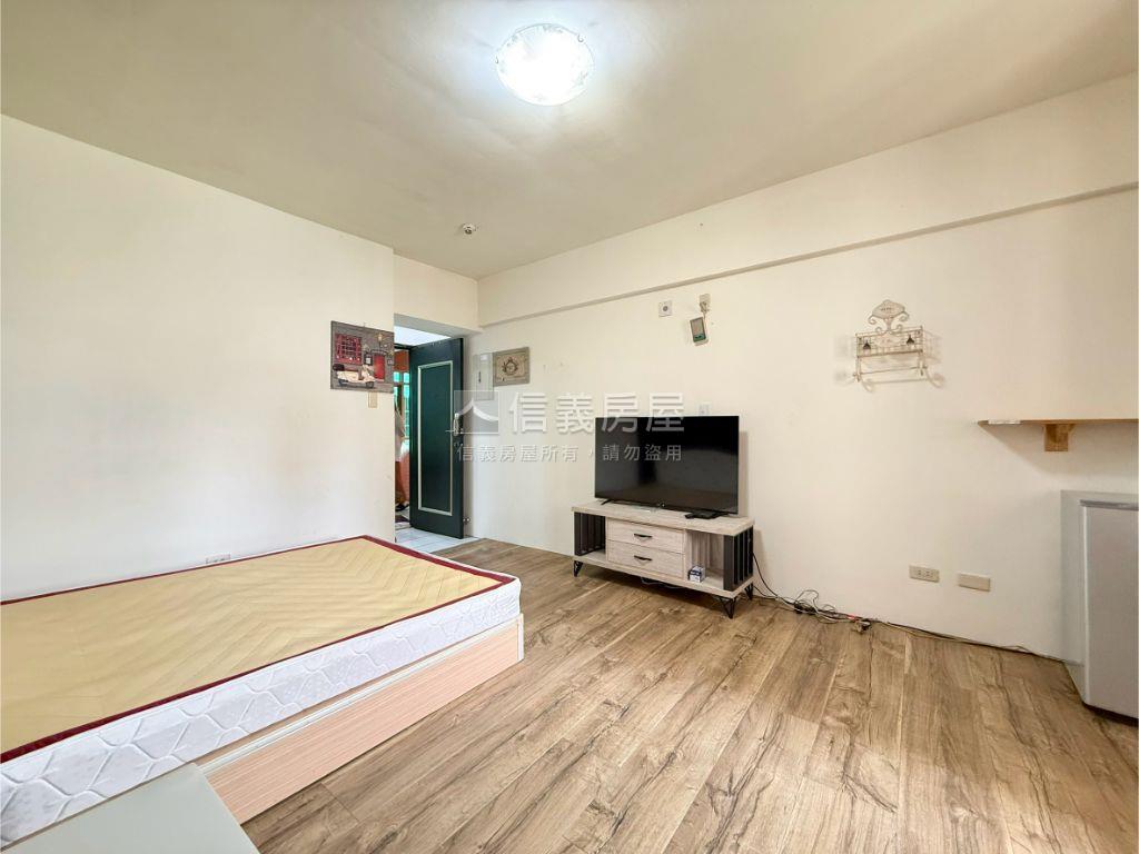 西屯逢甲蓋特套房美屋房屋室內格局與周邊環境