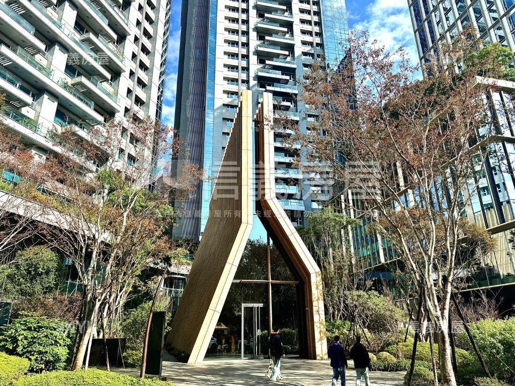 美術館網美商圈投資店面房屋室內格局與周邊環境