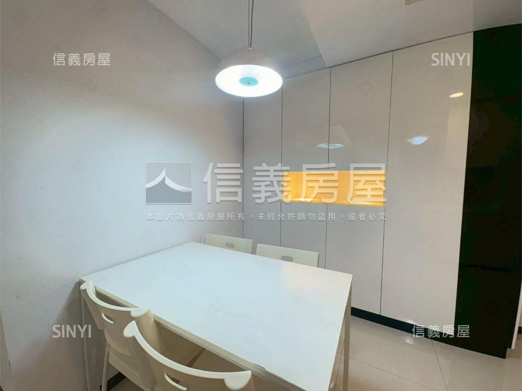 第一道。晨光２房房屋室內格局與周邊環境