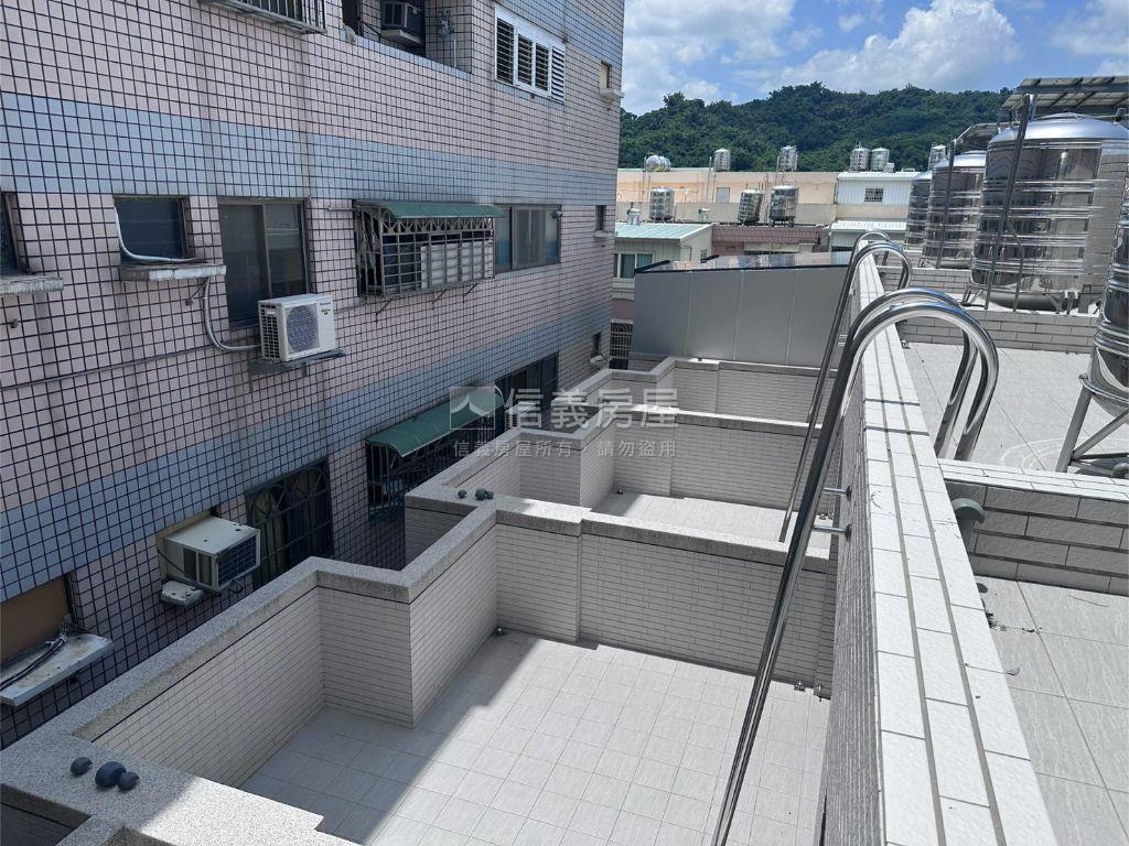 富春路全新臨路透店Ｄ房屋室內格局與周邊環境