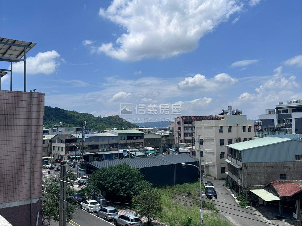 富春路全新臨路透店Ｄ房屋室內格局與周邊環境