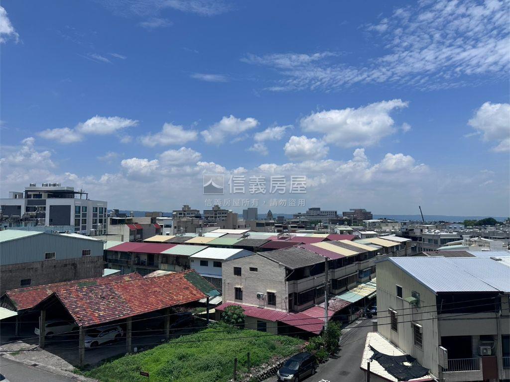 富春路全新臨路透店Ｄ房屋室內格局與周邊環境