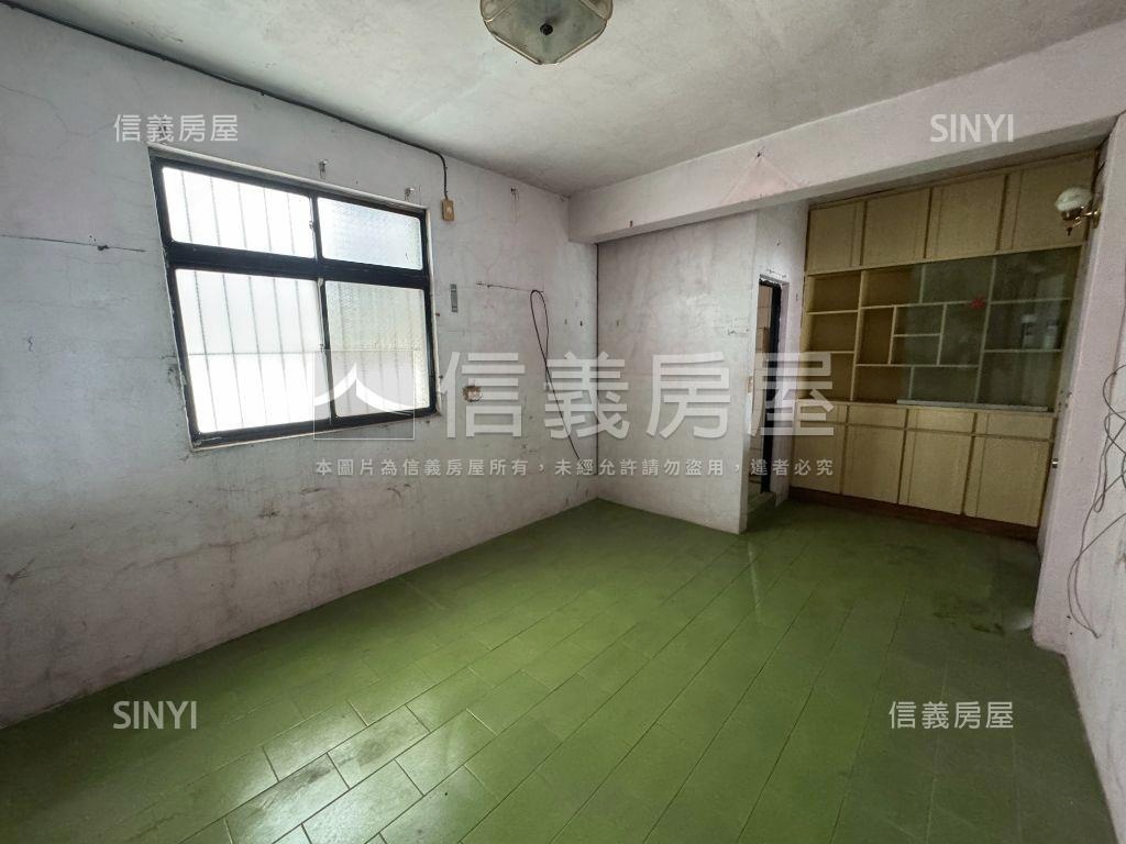 中壢邊間透天厝房屋室內格局與周邊環境