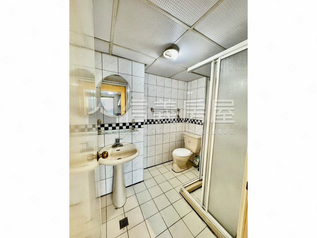 春風得意高樓３房附車位房屋室內格局與周邊環境