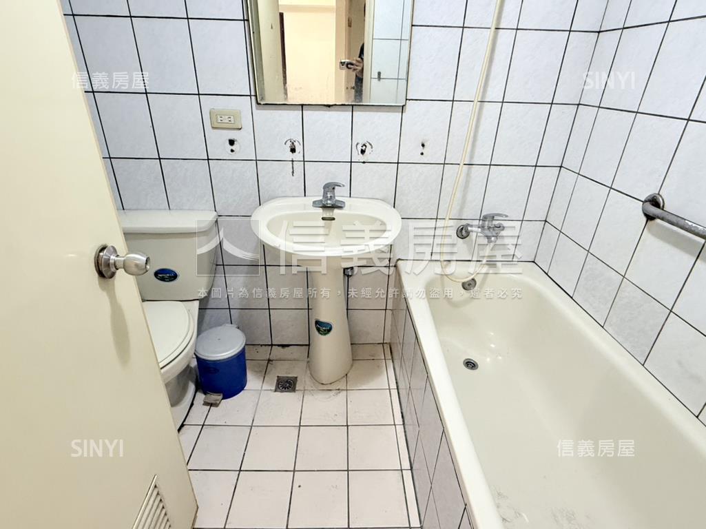 福德標準三房格局房屋室內格局與周邊環境