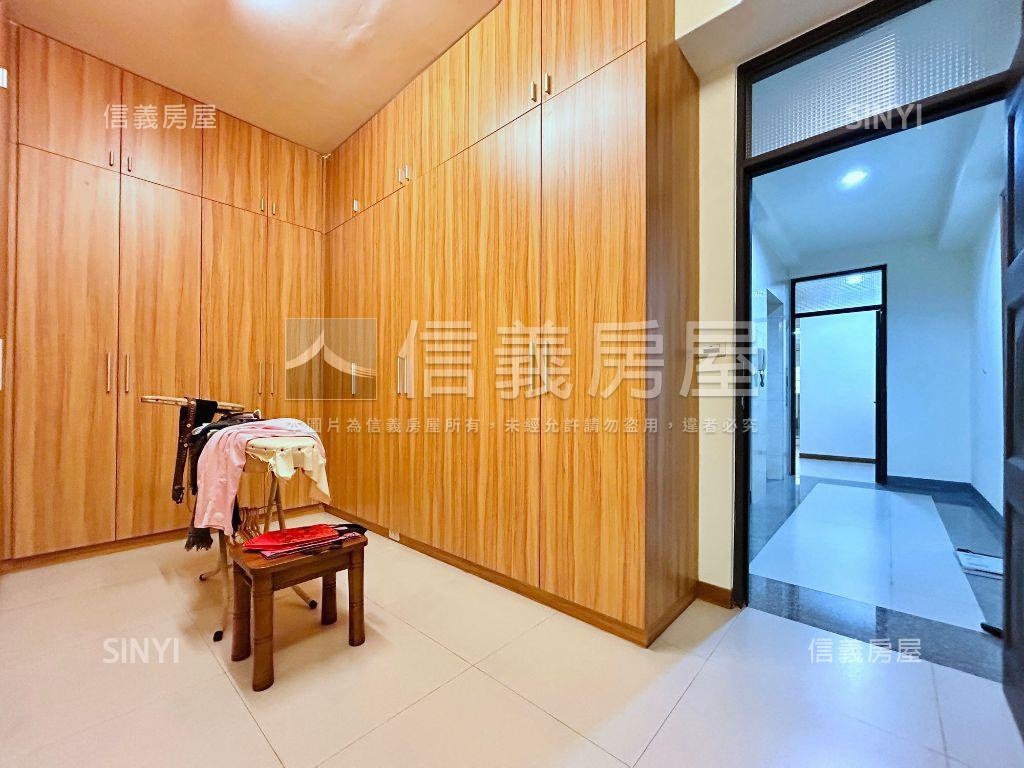 軍功路大地坪美透店房屋室內格局與周邊環境