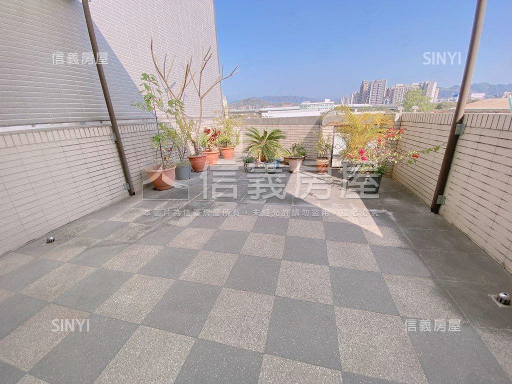 軍功路大地坪美透店房屋室內格局與周邊環境