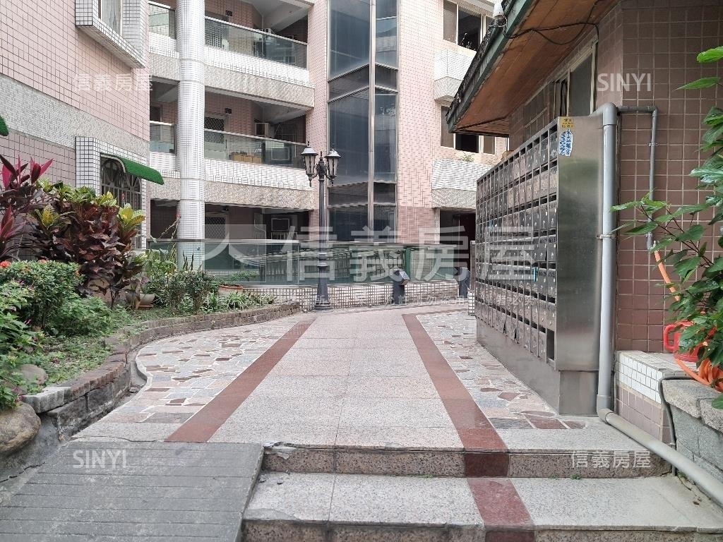 近中國醫近園道採光大美屋房屋室內格局與周邊環境