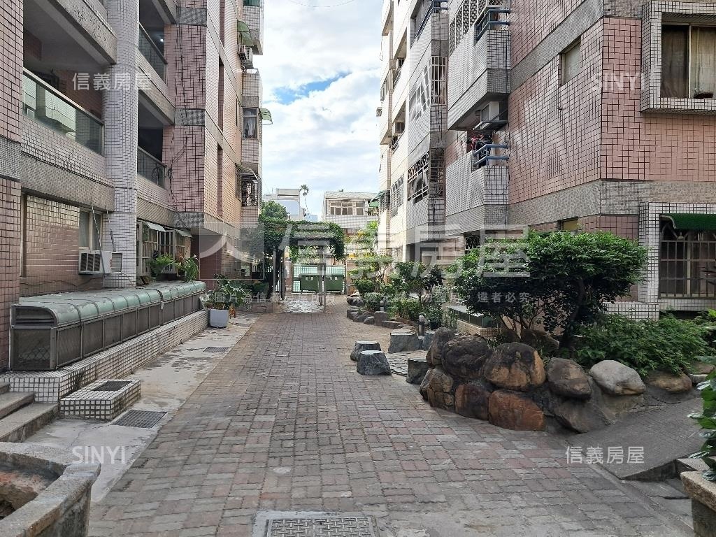 近中國醫近園道採光大美屋房屋室內格局與周邊環境