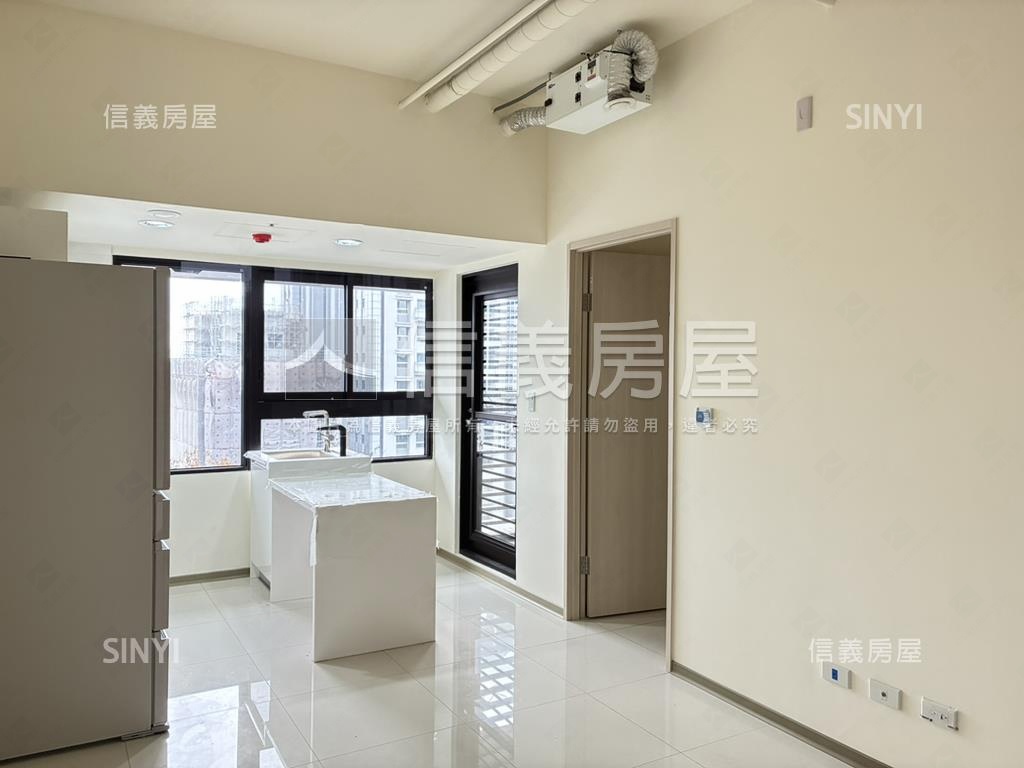 仰星殿高樓平車看七期房屋室內格局與周邊環境