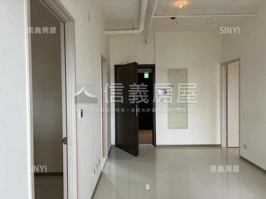 仰星殿高樓平車看七期房屋室內格局與周邊環境