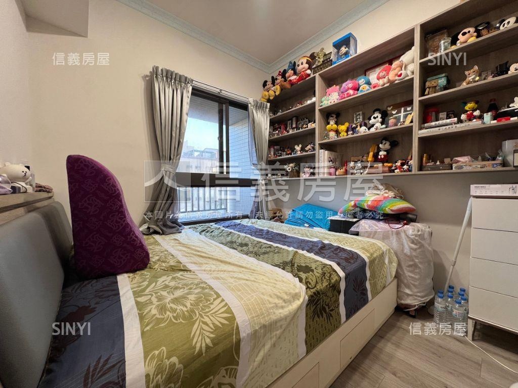 東區雙衛浴開窗三房平車房屋室內格局與周邊環境