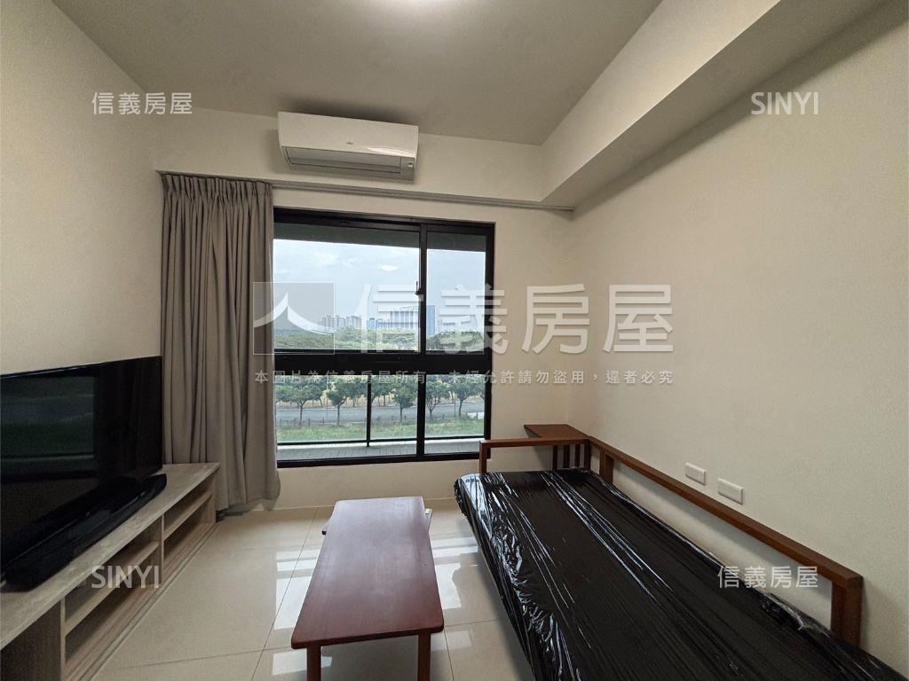 鳳凰幸福２房車位房屋室內格局與周邊環境