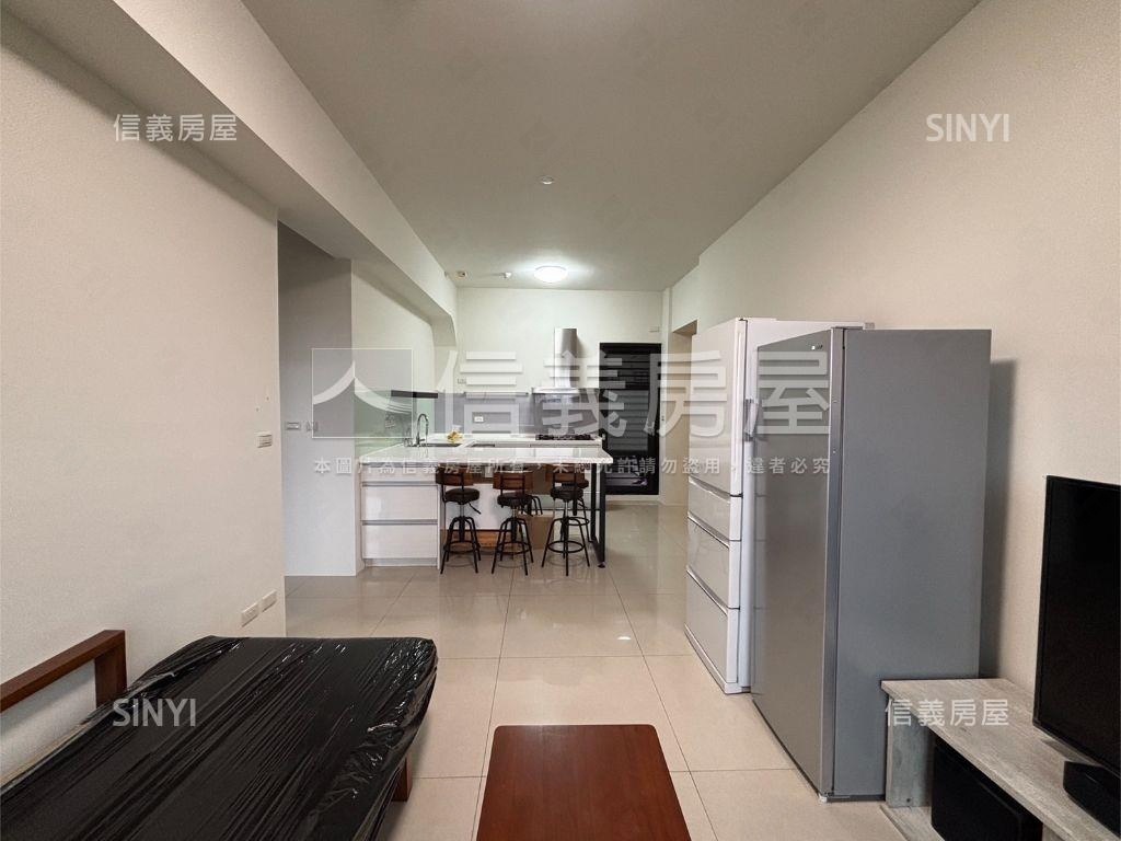 鳳凰幸福２房車位房屋室內格局與周邊環境