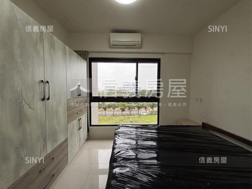 鳳凰幸福２房車位房屋室內格局與周邊環境