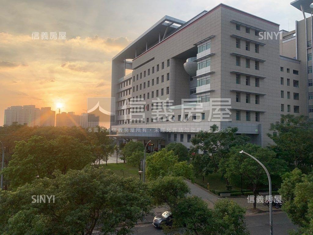 鳳凰幸福２房車位房屋室內格局與周邊環境