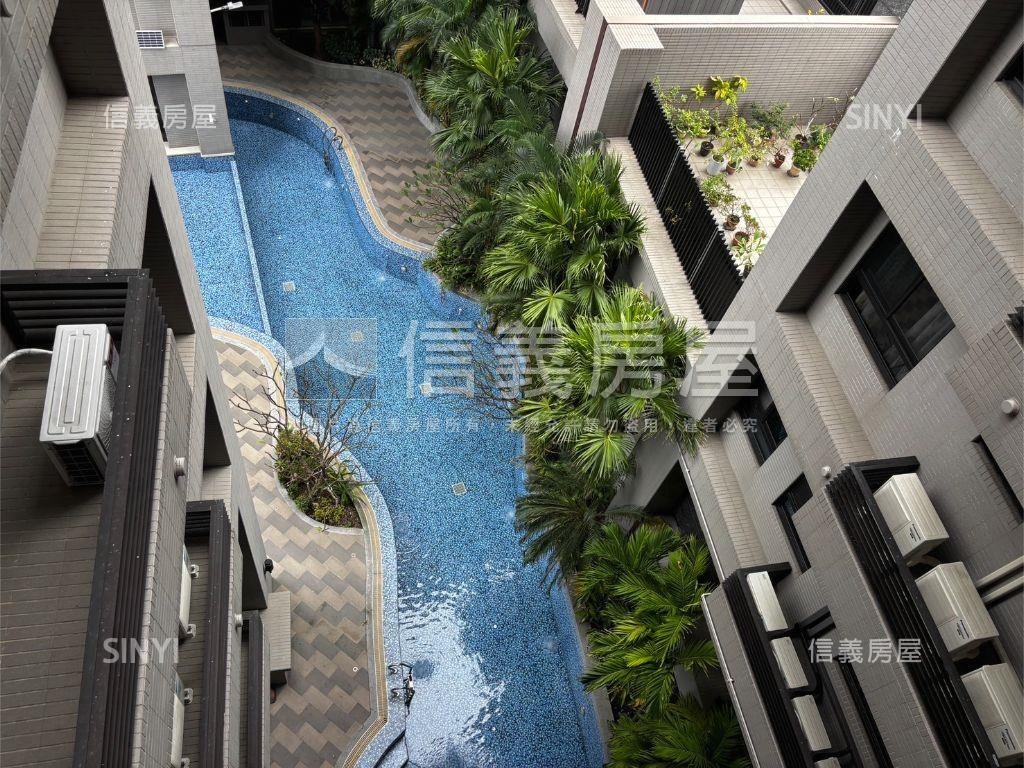 鳳凰幸福２房車位房屋室內格局與周邊環境