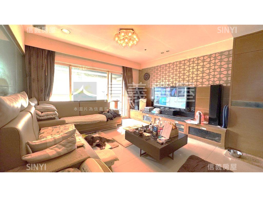 愛河後棟美景雙車位房屋室內格局與周邊環境