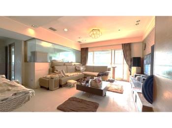 愛河後棟美景雙車位