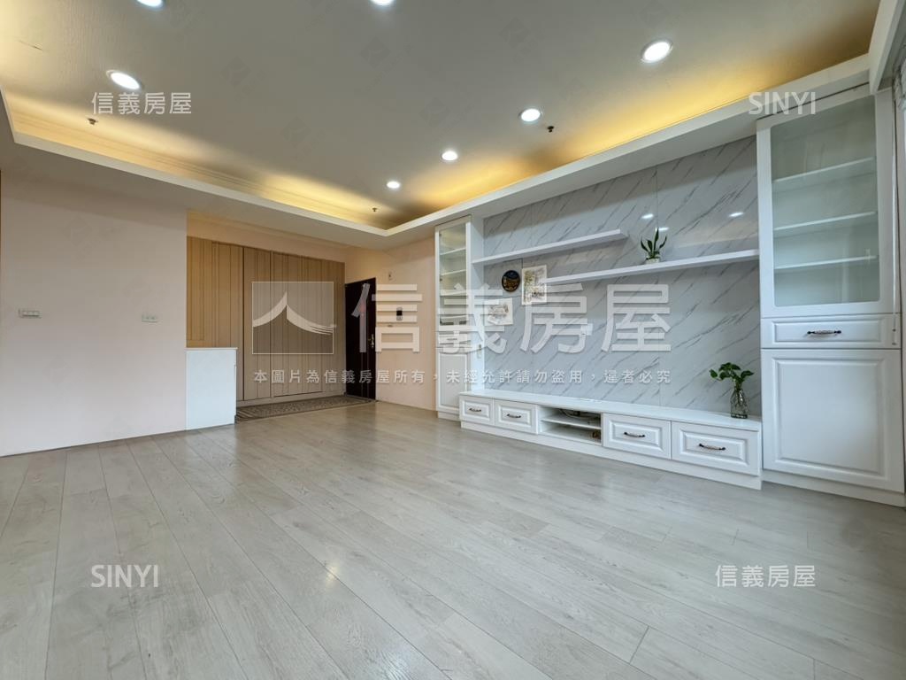 景觀高樓典雅四房車位房屋室內格局與周邊環境