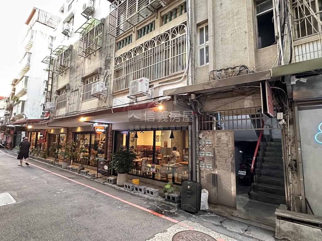 淡大收租公寓房屋室內格局與周邊環境