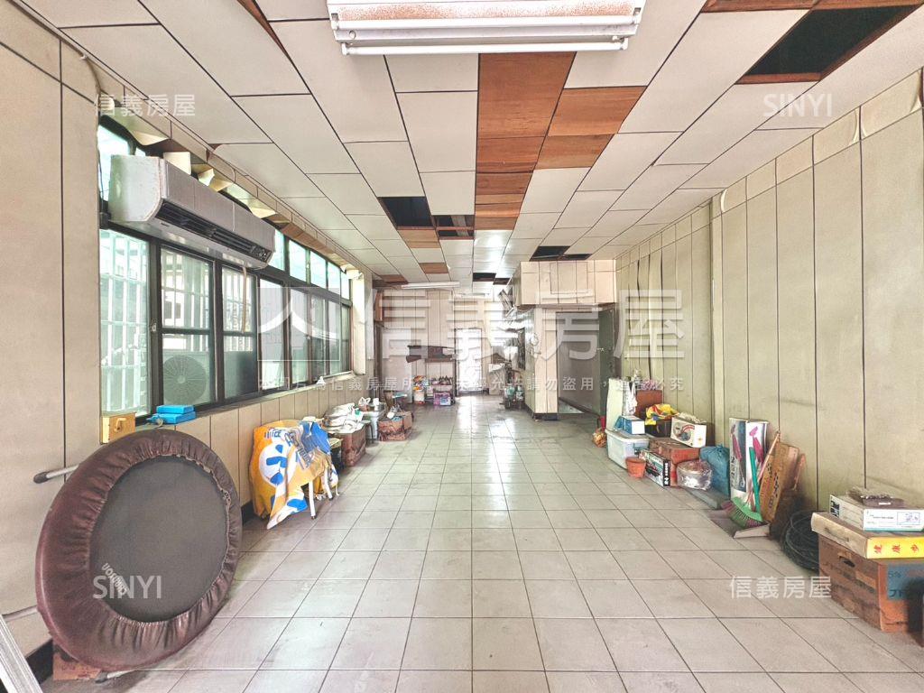 正臨安路衝衝衝店面房屋室內格局與周邊環境