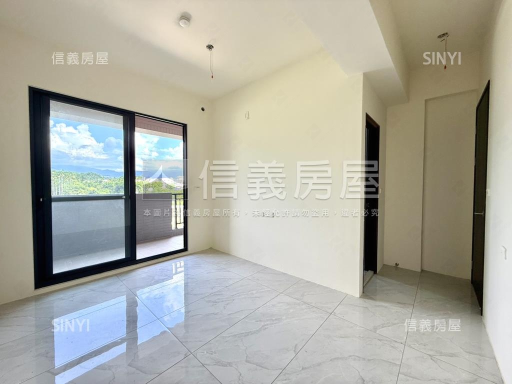 風光明媚透天別墅房屋室內格局與周邊環境