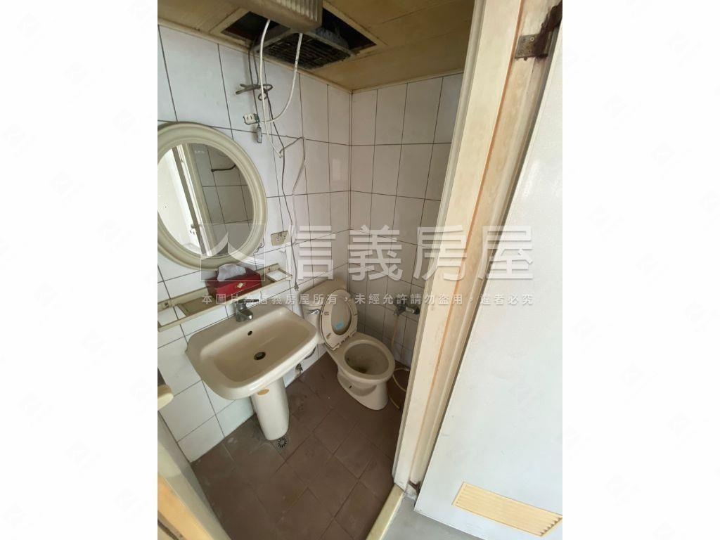 ＜推＞知名連鎖三角窗店面房屋室內格局與周邊環境