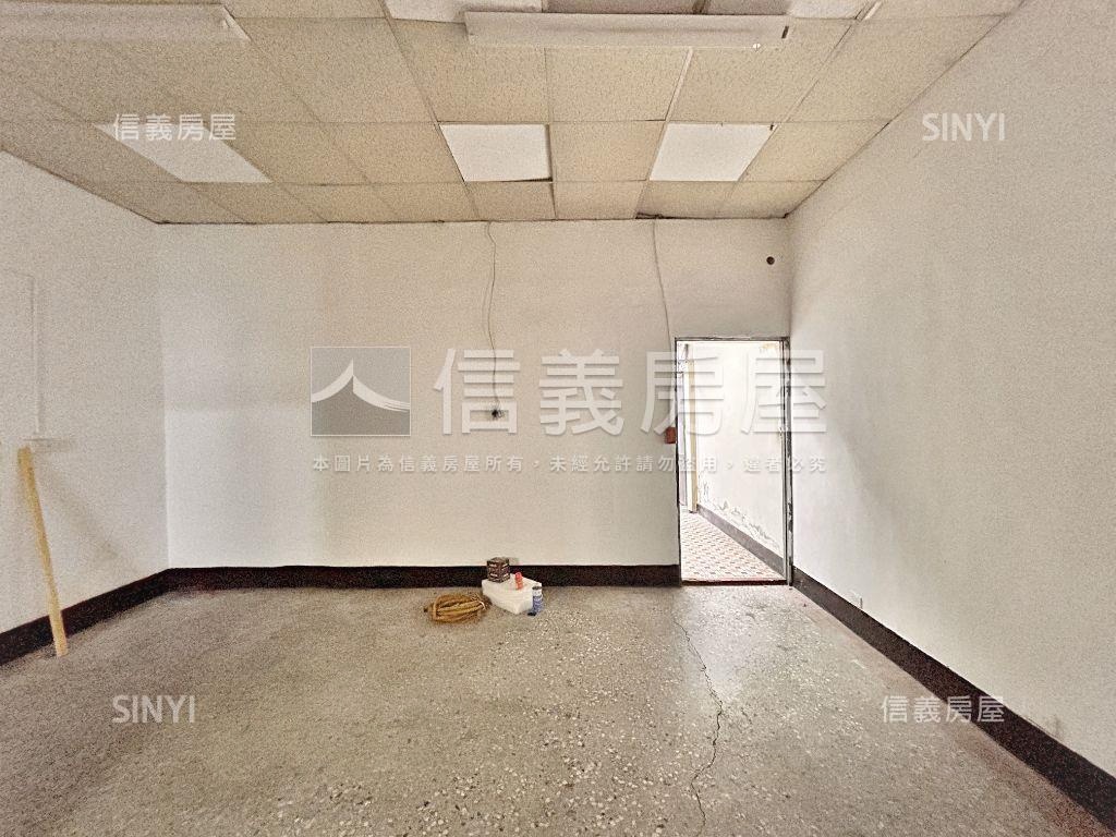 正成泰路醒目金店面房屋室內格局與周邊環境