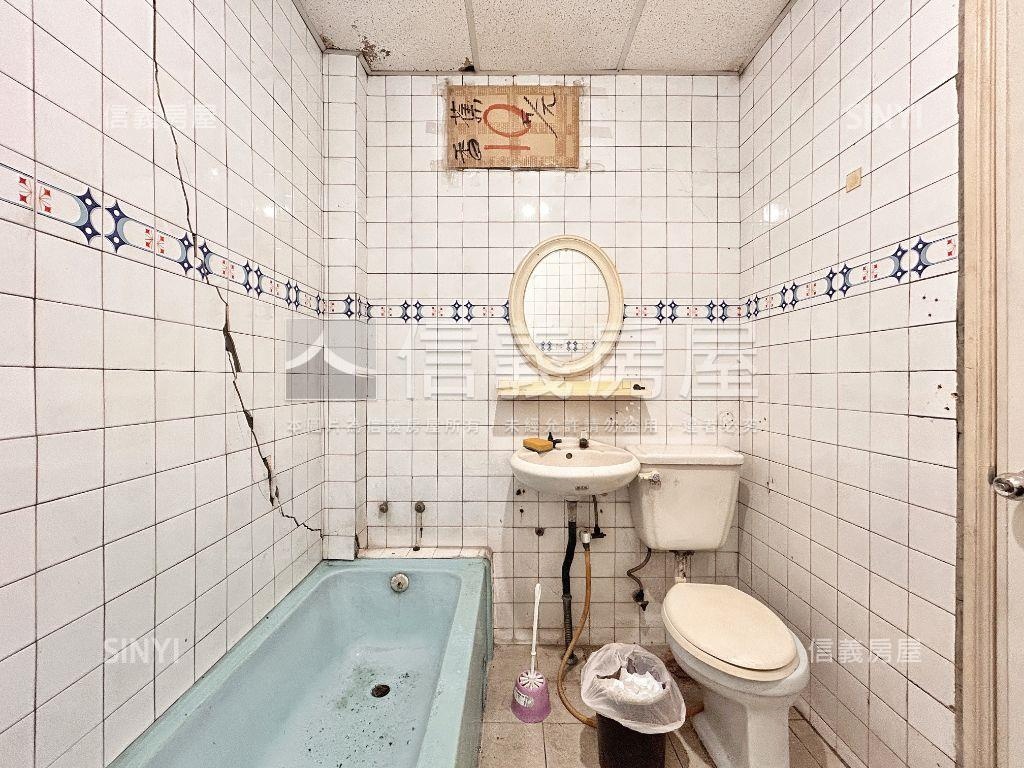 正成泰路醒目金店面房屋室內格局與周邊環境