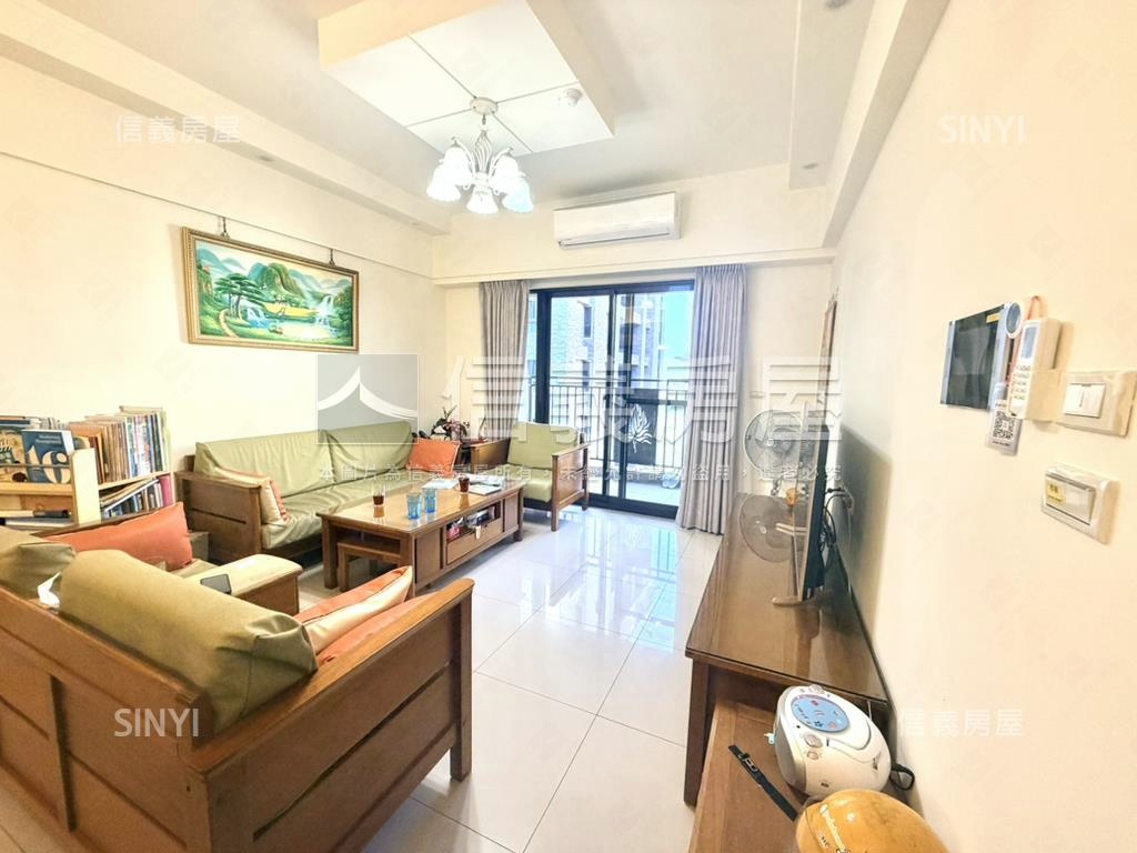 重劃區近公園美三房車位房屋室內格局與周邊環境