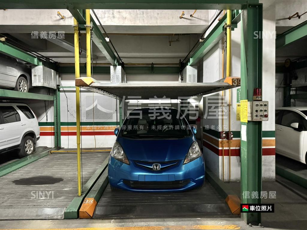 京城雅典精美大三房附車位房屋室內格局與周邊環境